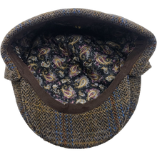 Load image into Gallery viewer, Ljósbrúnn flat cap - Með eyrum
