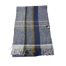 Load image into Gallery viewer, Barði ullartrefill - handofinn úr íslenskri ull
