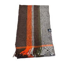 Load image into Gallery viewer, Pabbi ullartrefill - handofinn úr íslenskri ull
